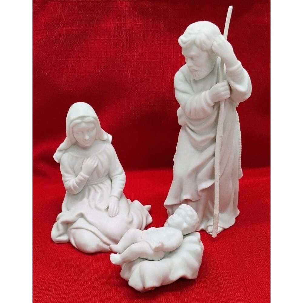 Vintage 1981 Avon Nativity Figurines Set of Three Christmas Decor Figurines